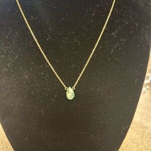 DOGEARED GOLD NECKLACE WITH TURQUOISE ROCK CHARM